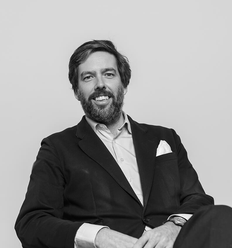 02-Enrique-Benjumea-iconiq